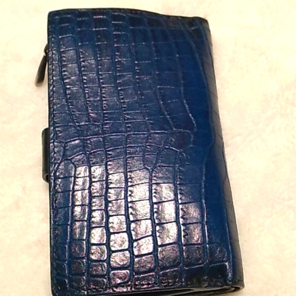 Wallet - Picture 2 of 4